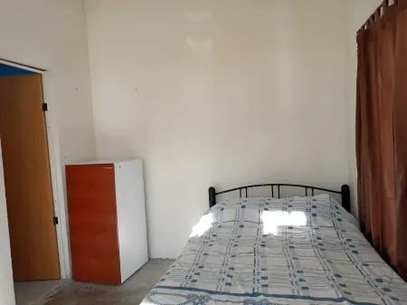 Contemporary home near Haciendas and vineyards 3 bedrooms 2,733 sq/ft Отели рядом с достопримечательностью «Museo Panteón de la Santa Vera Cruz»