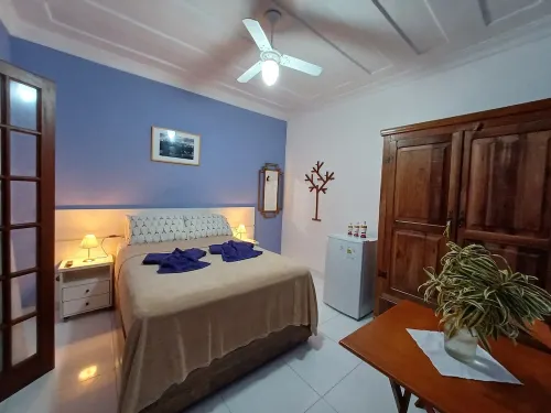 Comfortable Lilac Suite with AC, TV, Wi-Fi 300m from  Paraty Historic Center