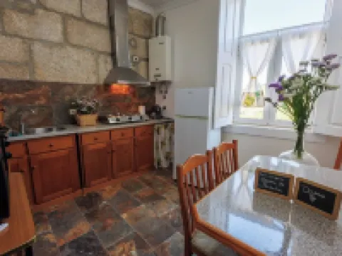 Casa de Pousada - É uma Casa de Campo no coração do Douro! Hotels in Cambres