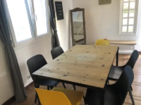 Cozy House with large pool and great views near the beach