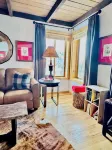 Cozy & Convenient Snowmass Studio Close to Base Village
