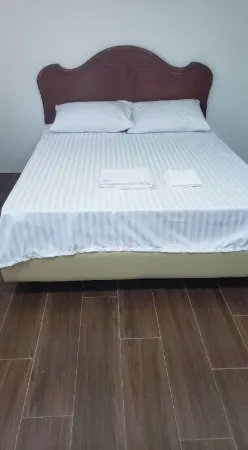 Asher and 3 Marias - Transient House Отели рядом с достопримечательностью «399 lepa»