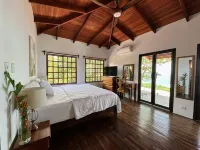 Villa La Vista - Stunning Views of Manuel Antonio!
