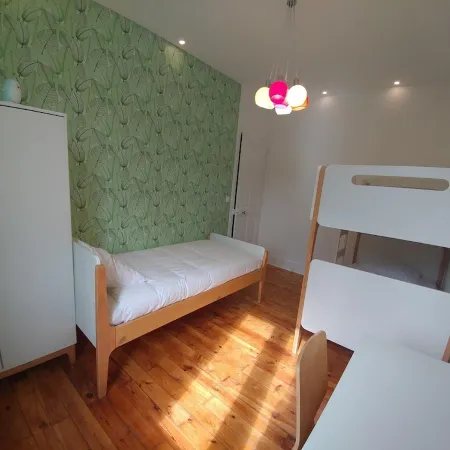 Apartment for 5. Quiet location. Grenoble city