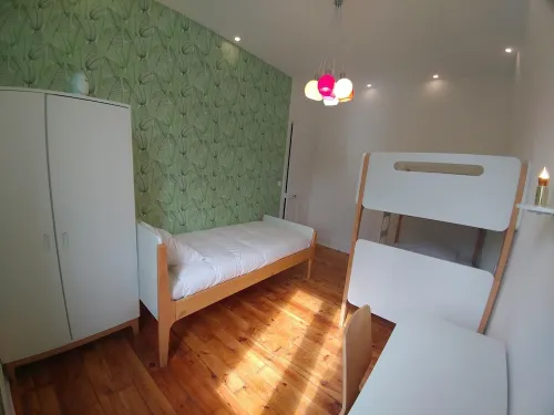 Apartment for 5. Quiet location. Grenoble city