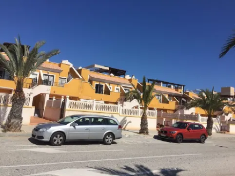 BUNGALOW WITH TERRACE 50M2