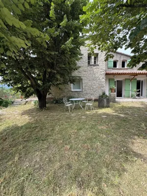 Large vacation home in the Hérault gorges Hotels in Laroque