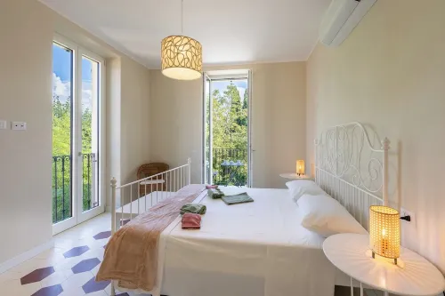 Villa Lilla Bellagio | Luxury Pool & Wine with Lake View