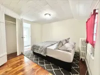 4 Bedroom Charming Home with Fenced Yard Hotels in Danville