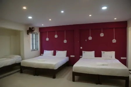 Hotel Tawfeeq Palace Отели в г. Танджавур