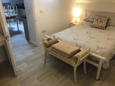 Historic clifftop house with stunning lighthouse views, large rooms, sleeps 6-8* Hotels in der Nähe von Slains Castle