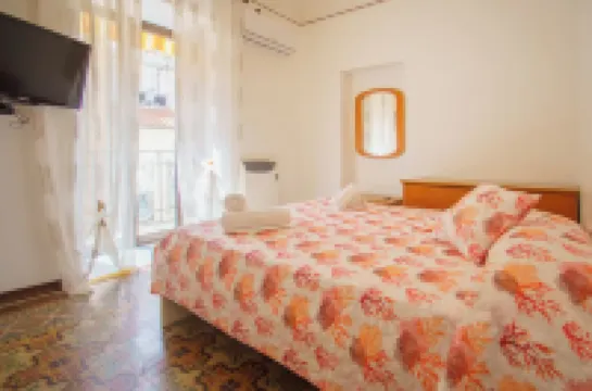 Suite house on the sea