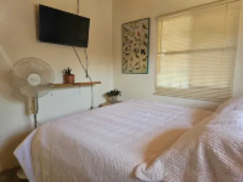 Charming 2-bedroom house with WiFi, AC in Dibulla, ocean view.