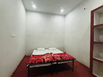 Delightful 3-bedroom house in Prayagraj Hotels near S B DIGITAL LIBRARY