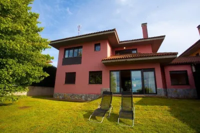 Brisas de Caravia Hotels in 