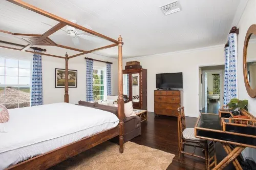 Buccaneer Hill 6 Bedroom Home