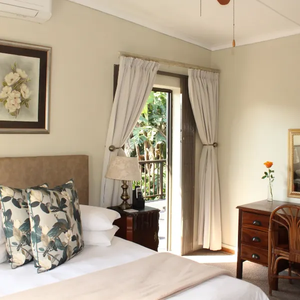 Spot on 66372 Sri Murugan Lodge - Housity