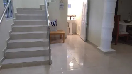 Luxe Spacious Villa With Private Pool, Ocean View and Gazebo,Close to Town 12 P. Отели в г. Кабрера