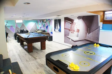 New Listing!  Spacious 3+ br 3 ba with Game/movie Rm Lake nearby