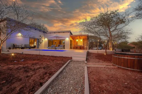 Pillows. Luxury Safari Villa - Kruger National Park