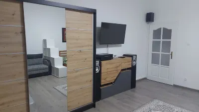 Charming 1-bedroom apartment with AC, WiFi in gorgeous Szeged Hotels in 