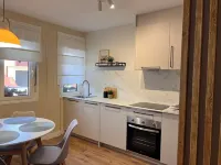 Charming and bright T3 completely renovated, located 10 minutes walk from downtown.