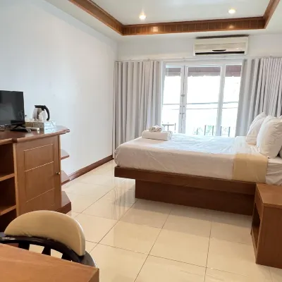 Seaside Palace Hotel Hotels near Nathon Town