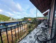 An Peaceful Homestay Hotels in Cat Hai