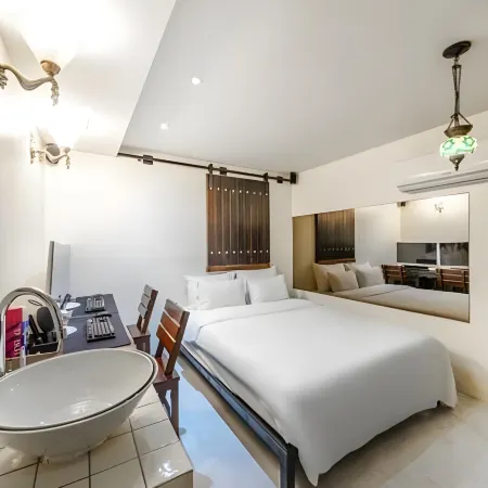 Hotel Marigold