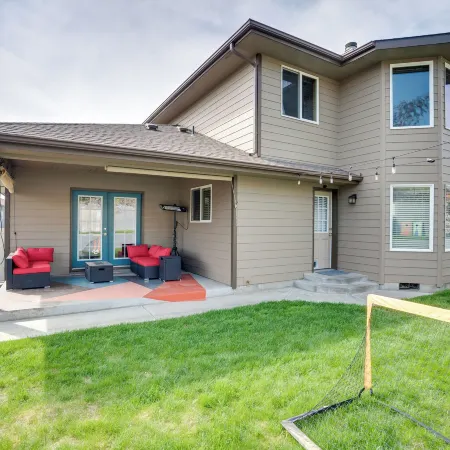 Moses Lake Vacation Rental w/ Hot Tub & Game Room