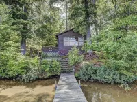 Lakefront one bedroom cabin with private dock