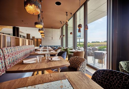 래디슨 컬렉션 호텔 전경