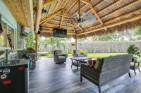 Furnished Patio + Gas Grill: Deerfield Beach Home - Homestays