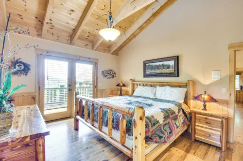 Expansive Sky Valley Lodge w/ Mountain Views! - 3-Star