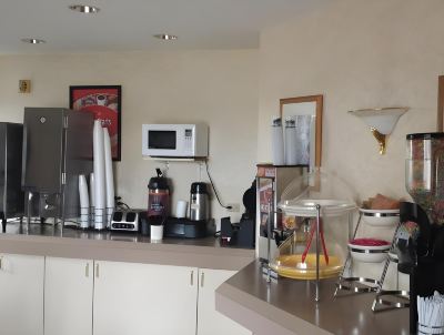 レストラン モーテル 6 ハーヴェイの写真