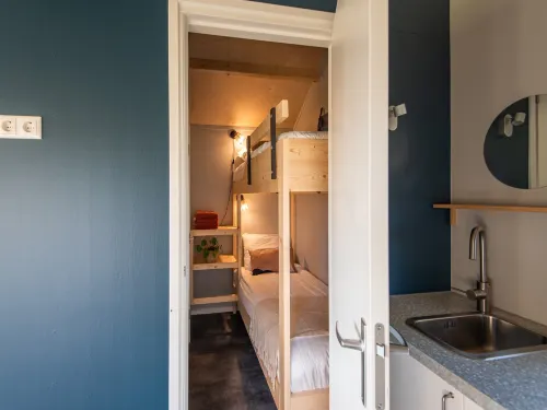 Lodge in Drenthe with Scenic Veranda - 2 ดาว