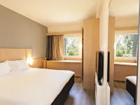 Ibis Pilar Hotels in Belen de Escobar