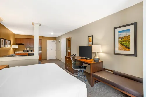 Comfort Inn & Suites Amish Country Hotels in Gap