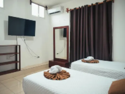 Carpao LODGE Hotels near Astrea