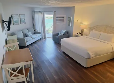 Pointes North Beachfront Resort Hotel Отели в г. 