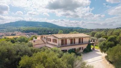 Luxus Landgut Finca Sansaloni - Haupthaus Hotels near Roqueta Agrotourism