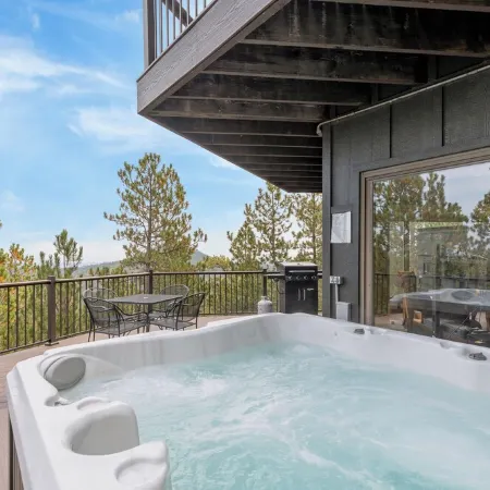 The Kojak – 5-Bedroom Mountain Retreat Close to  Lake Pactola
