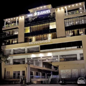Hotel 3 Leaves