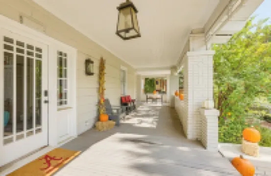2 Mi to Dtwn: Stylish Urban Retreat in Birmingham