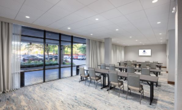 DoubleTree by Hilton Houston Medical Center Hotel & Suites