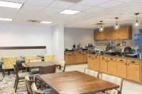 Homewood Suites by Hilton Indianapolis-Airport/Plainfield - breakfast