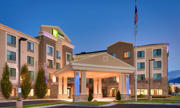 Holiday Inn Express & Suites Orem-North Provo by IHG