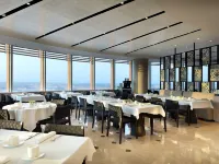 Eurostars Torre Sevilla Hotels near Edificio La Adriatica