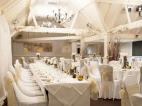 烏託邦温泉露希爾農莊酒店 達特福德酒店