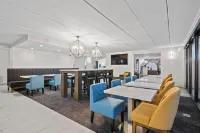 La Quinta Inn & Suites by Wyndham Sturbridge - breakfast